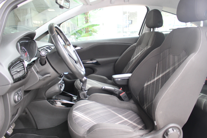 OPEL-CORSA-1.0 TURBO OPC LINE