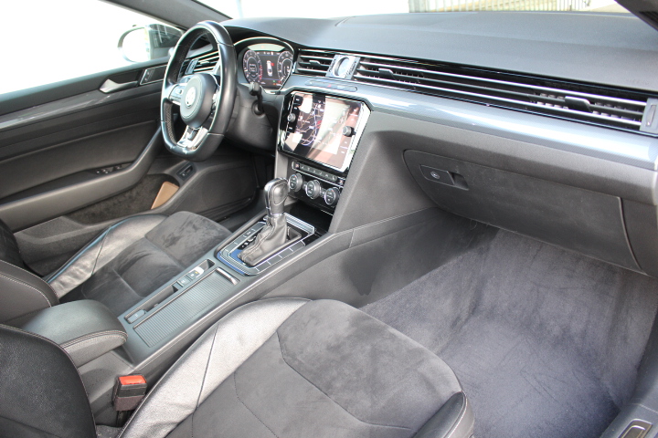 VOLKSWAGEN-ARTEON-1.5 TSI R-LINE