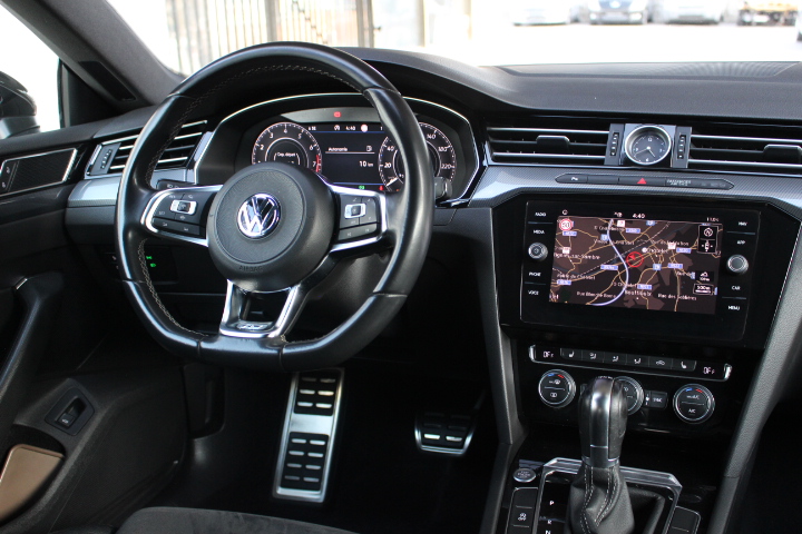 VOLKSWAGEN-ARTEON-1.5 TSI R-LINE