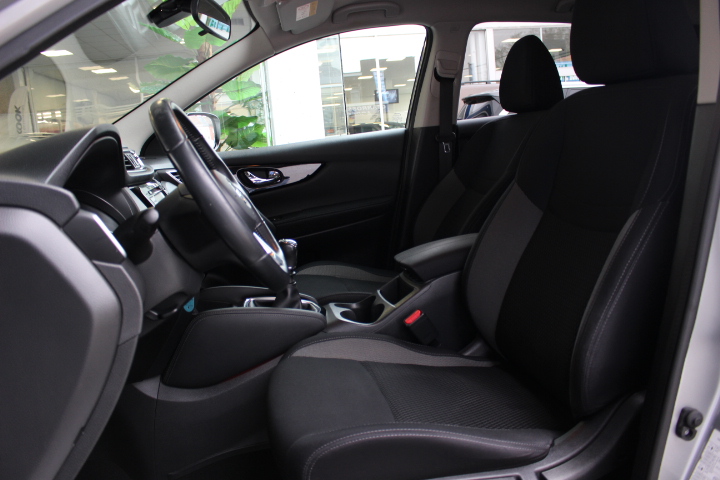 NISSAN-QASHQAI-1.2 DIG-T N-CONNECTA