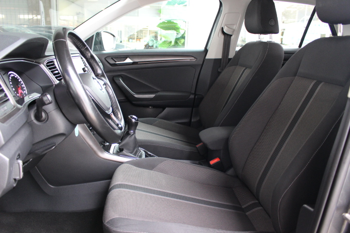 VOLKSWAGEN-T-ROC-1.6 CR-TDI