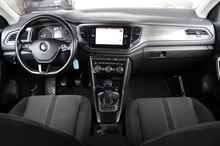 VOLKSWAGEN-T-ROC-1.6 CR-TDI