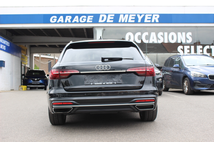 AUDI-A4-30 TDI S-TRONIC