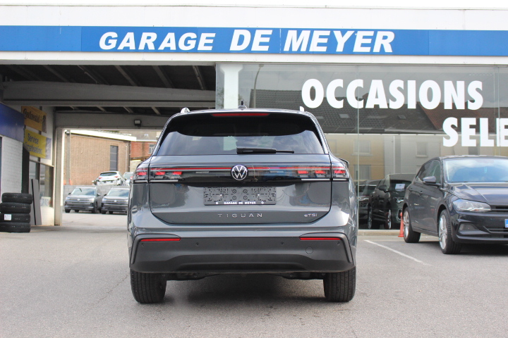 VOLKSWAGEN-TIGUAN-1.5 ETSI MHEV 150