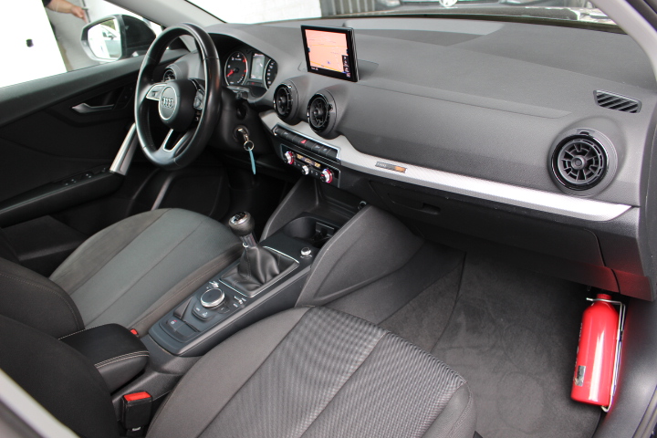 AUDI-Q2-1.6 TDI