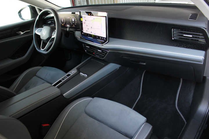 VOLKSWAGEN-PASSAT VARIANT-1.5 ETSI BUSINESS