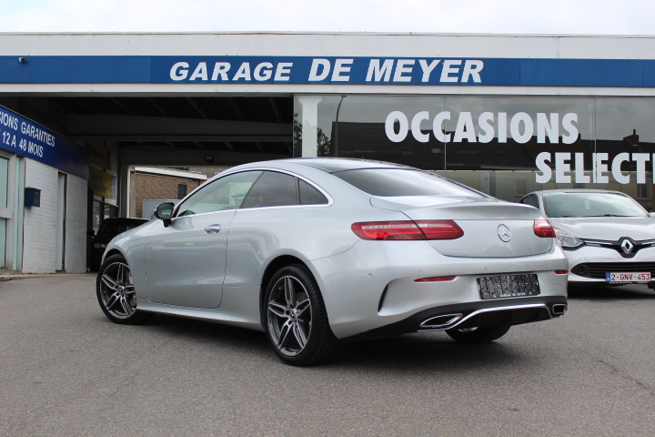 MERCEDES-BENZ-E 200-AMG LINE