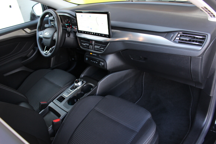 FORD-FOCUS-1.5 D AUT. TITANIUM