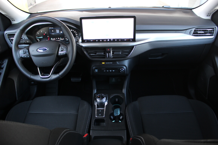FORD-FOCUS-1.5 D AUT. TITANIUM