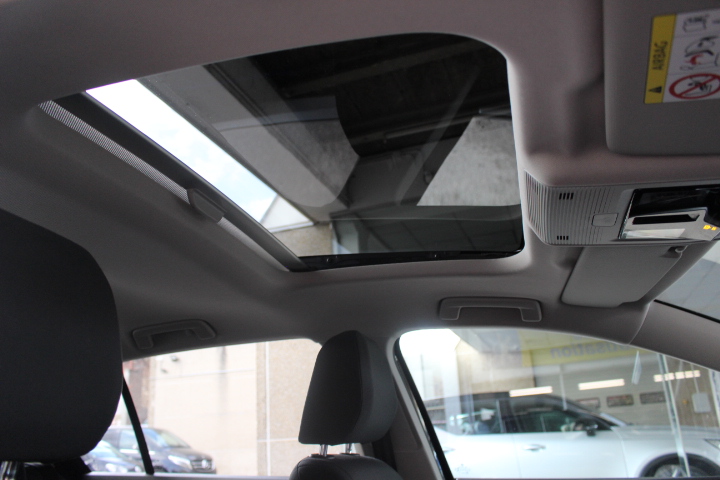 VOLKSWAGEN-GOLF-2.0 TDI ACTIVE