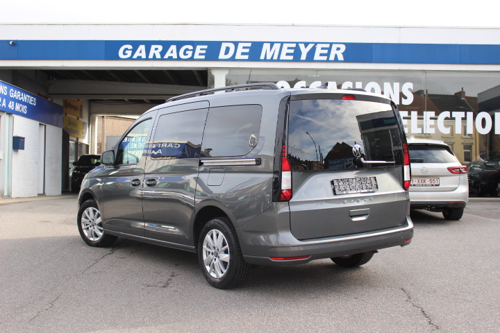 VOLKSWAGEN-CADDY-MAXI CARGO 5 PL UTIL