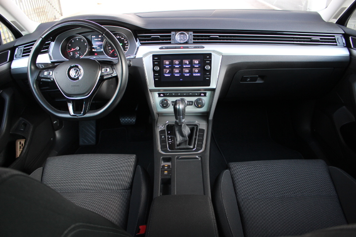 VOLKSWAGEN-PASSAT VARIANT-1.5 TSI DSG