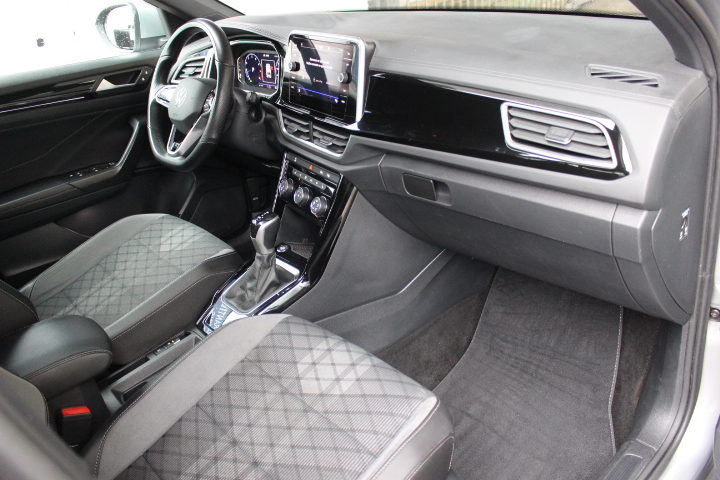 VOLKSWAGEN-T-ROC-1.5 TSI R-LINE DSG