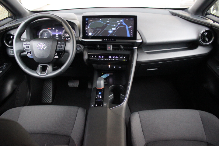 TOYOTA-C-HR-1.8 HYBRID STYLE