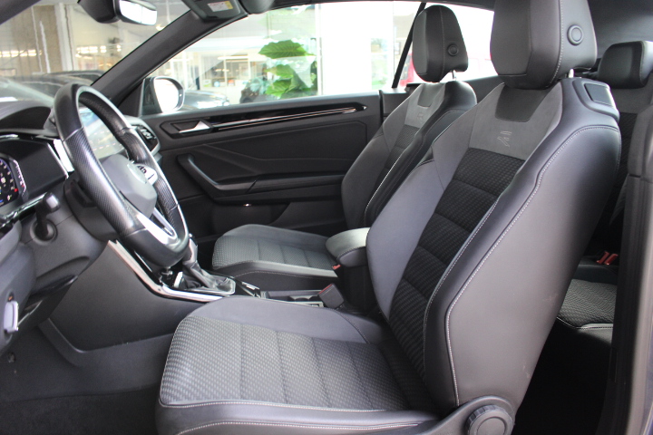 VOLKSWAGEN-T-ROC-1.5 TSI R-LINE DSG CABRIO