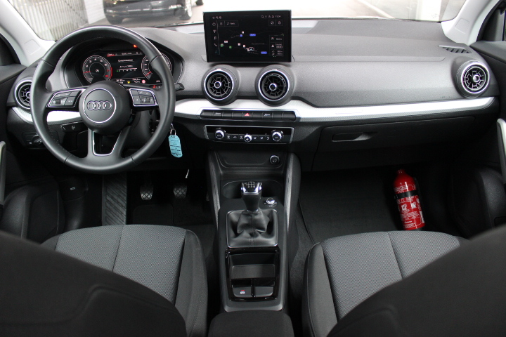 AUDI-Q2-30 TFSI ATTRACTION