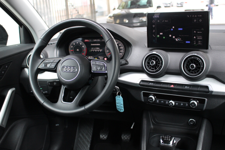 AUDI-Q2-30 TFSI ATTRACTION