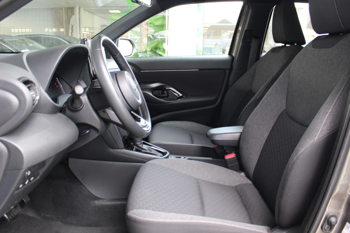 TOYOTA-YARIS CROSS-1.5 HYBRIDE