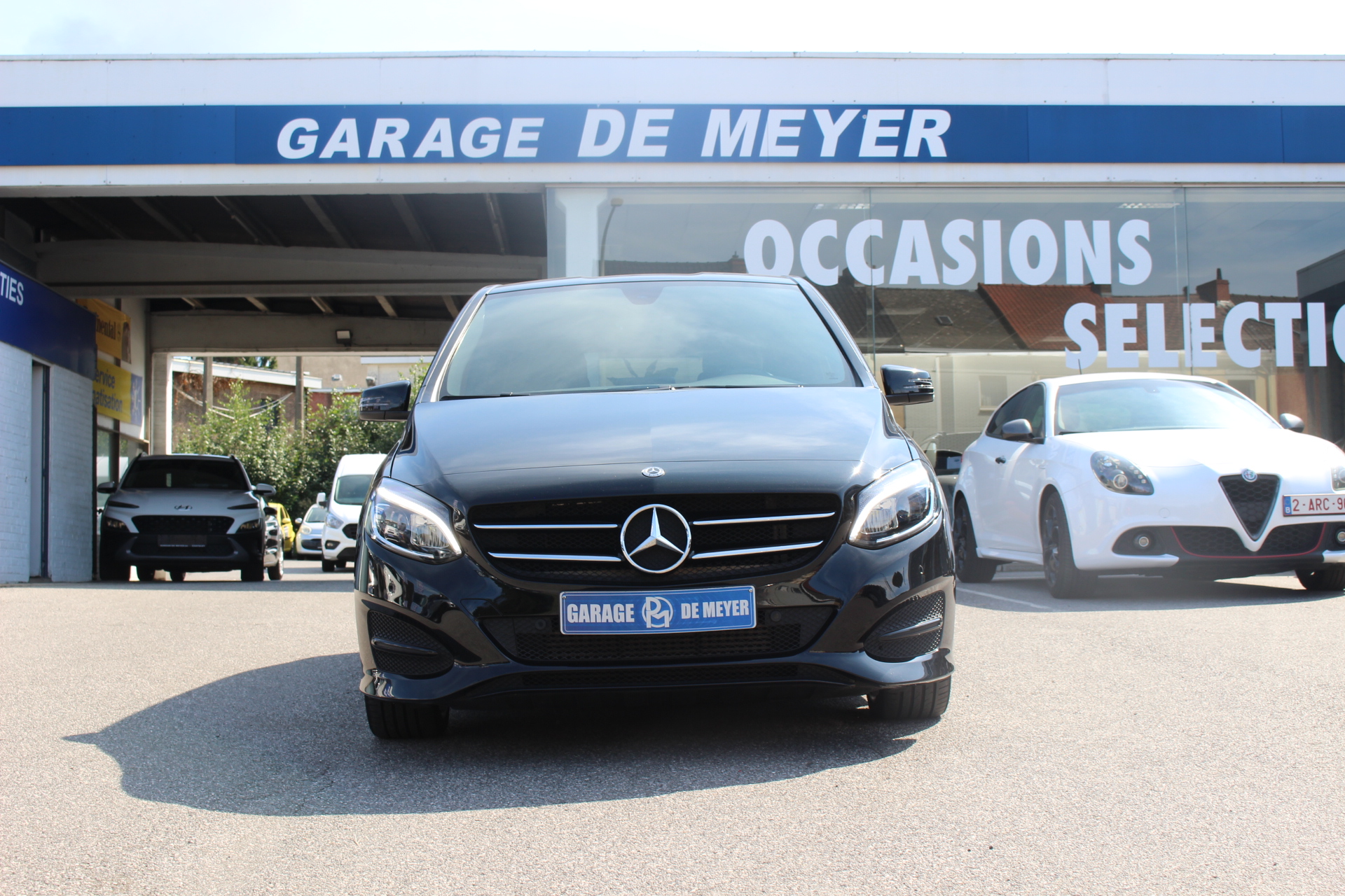 MERCEDES-BENZ-B 200 D-CDI