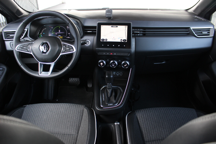 RENAULT-CLIO V-1.6I E-TECH HYBRID