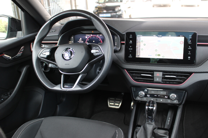 SKODA-KAMIQ-1.0 TSI  MONTE CARLO