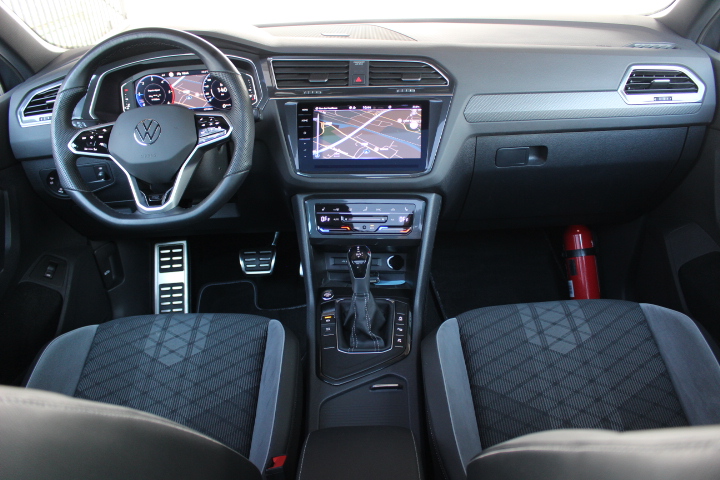 VOLKSWAGEN-TIGUAN-2.0 TDI R-LINE DSG