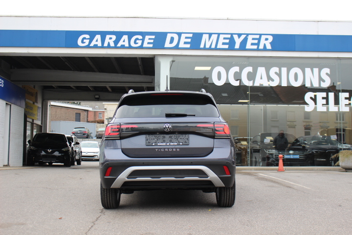 VOLKSWAGEN-T-CROSS-1.0 TSI LIFE
