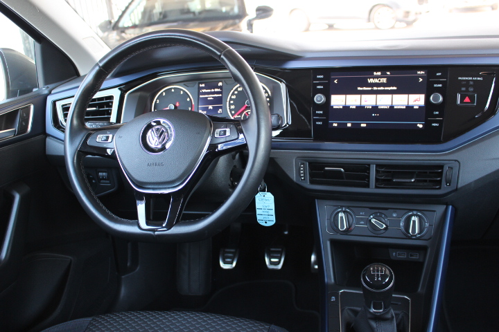 VOLKSWAGEN-POLO-1.0 TSI UNITED