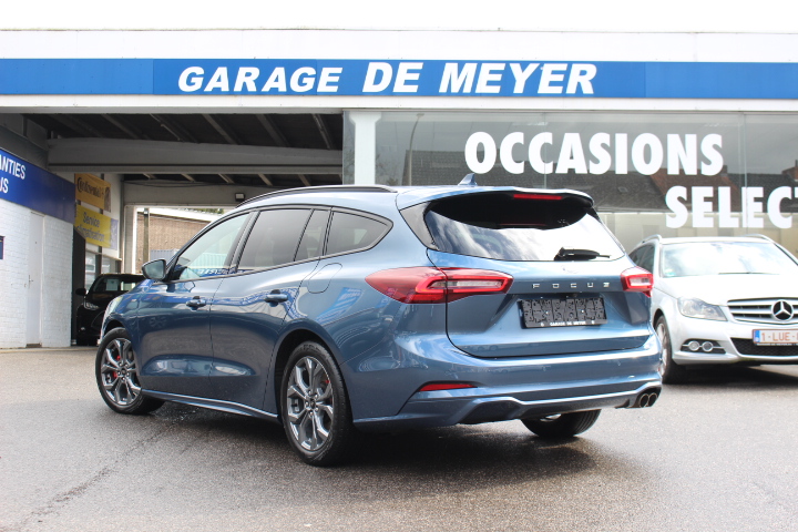 FORD-FOCUS-1.5 D ST-LINE