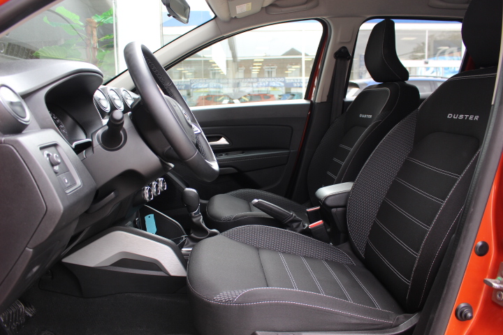 DACIA-DUSTER-1.3 TCE PRESTIGE
