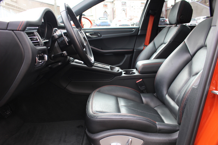 PORSCHE-MACAN-2.0 TURBO PDK 265 CV