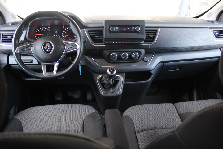 RENAULT-TRAFIC-2.0 D L2H1 9 PL