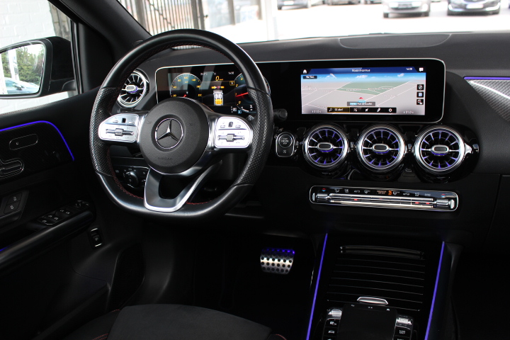MERCEDES-BENZ-B 180-AMG LINE