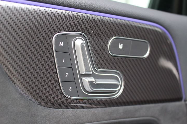 MERCEDES-BENZ-B 180-AMG LINE