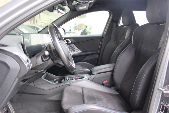 BMW-118 d-M SPORT